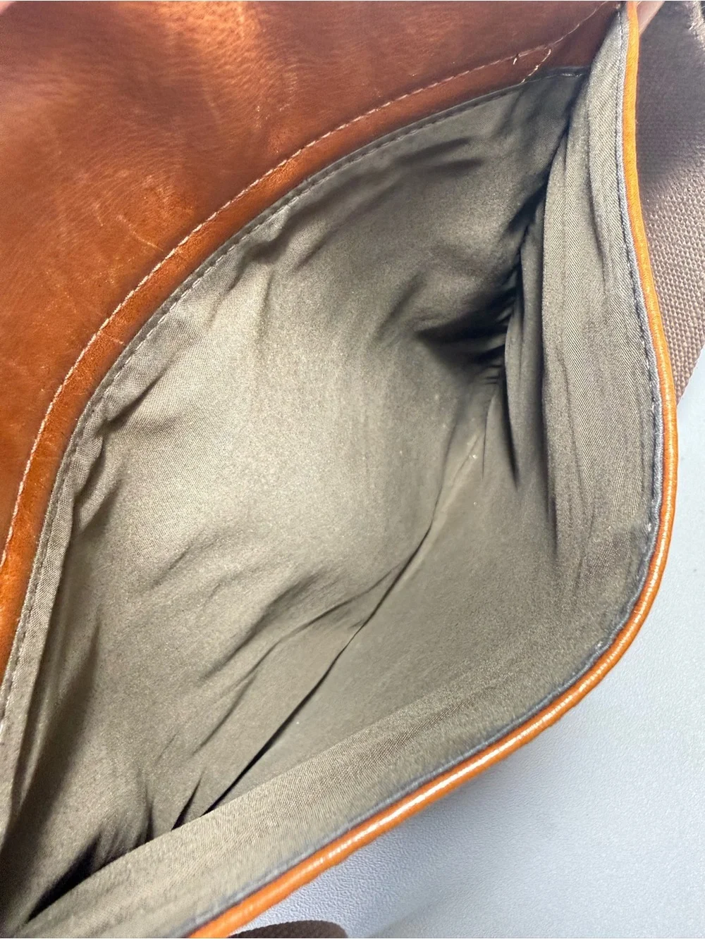 Fossil Buckner North/South City Cognac Brown Leather Messenger Bag